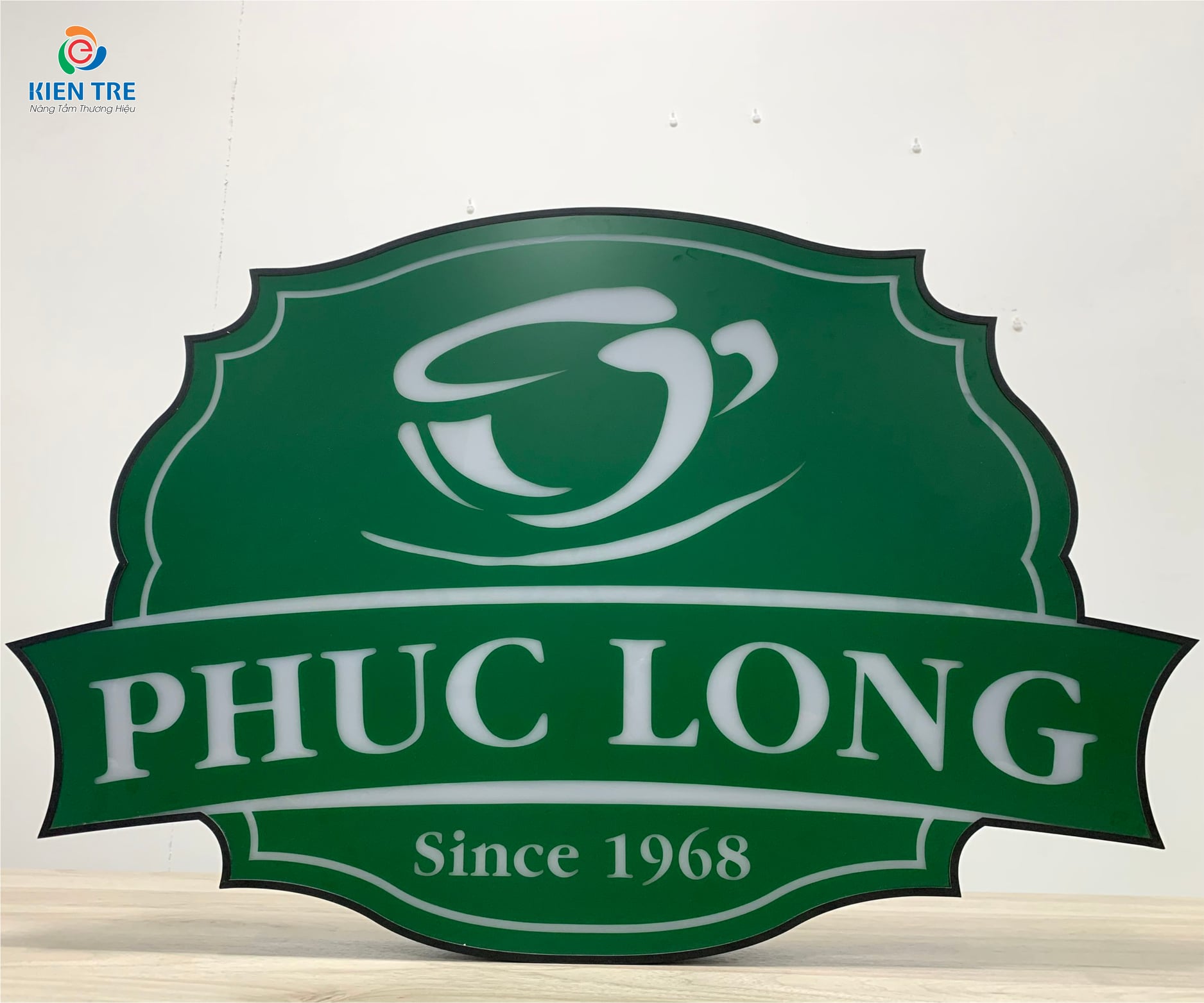 Hộp đèn quảng cáo logo Phuc Long Coffee & Tea